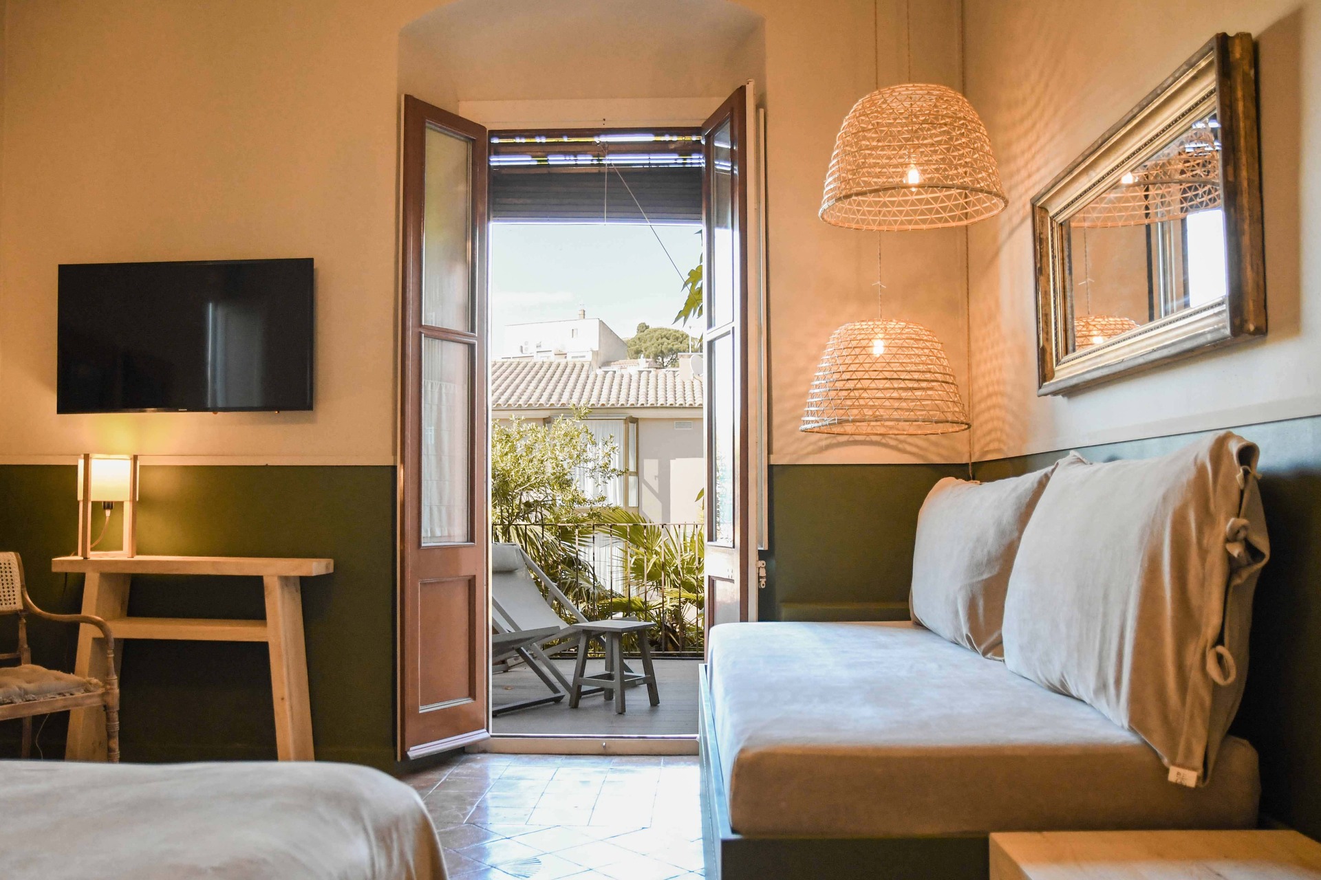 varwwwvhostsaviratodesign comhotelaiguaclarabegur com aviratodesign comwp contentuploads jpg